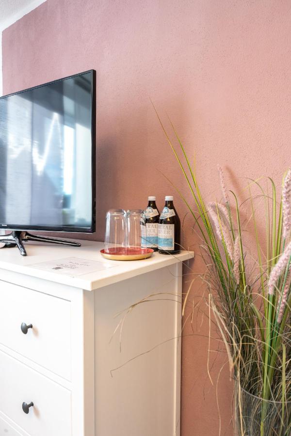 #2 Grosses Zimmer Mit Pool Und Garten ميمنغن المظهر الخارجي الصورة