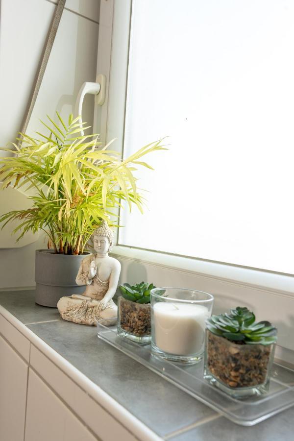 #2 Grosses Zimmer Mit Pool Und Garten ميمنغن المظهر الخارجي الصورة